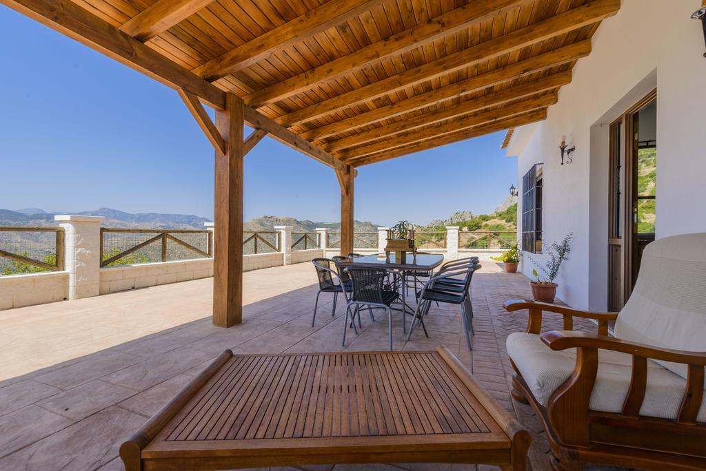 אל צ'ורו Alojamiento Rural Caminito Del Rey מראה חיצוני תמונה